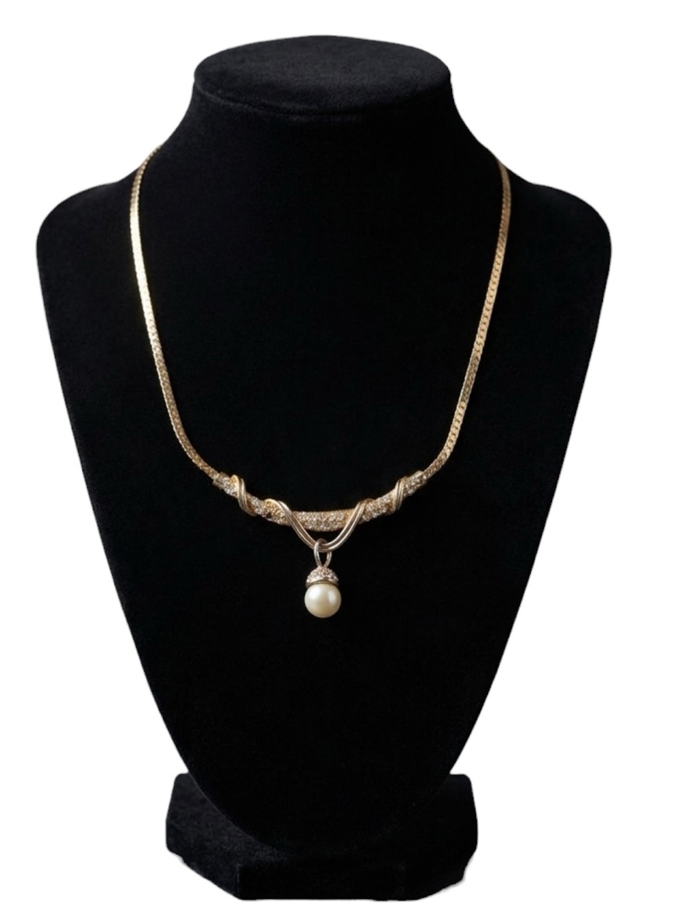 Vintage Gold Tone Pearl Rhinestone Necklace
